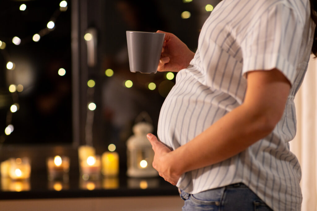 Immagine esempio per copertina articolo sul come vivere con serenità le festività in gravidanza